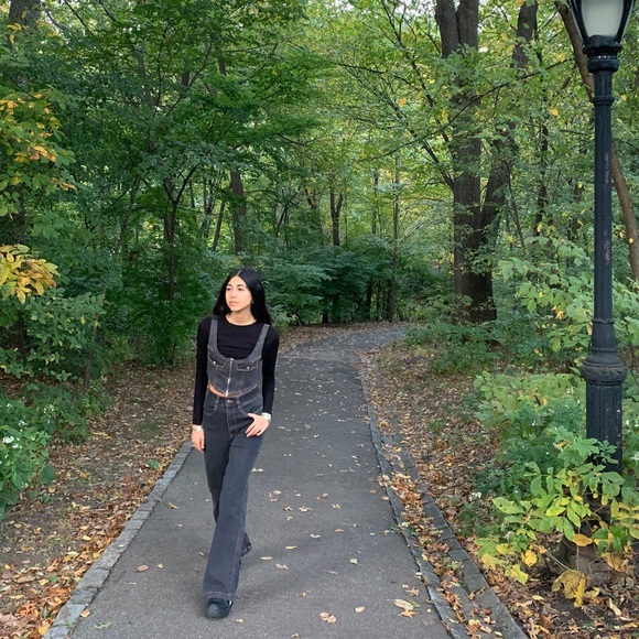 Meet your Posher, Negin - Picture 1 of 1